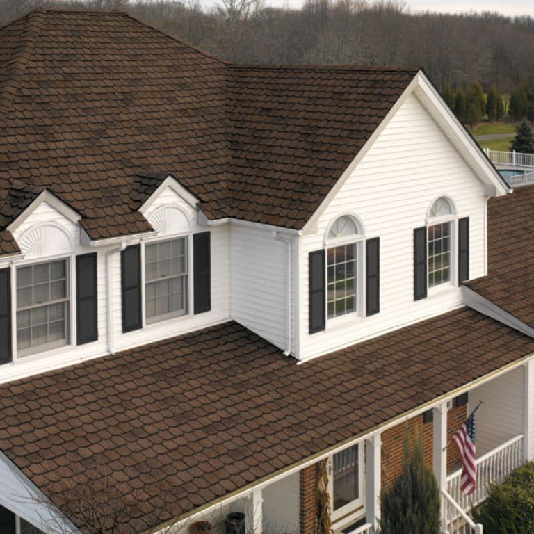 Brown Roof Big White House House Washing | Envirowash | Pressure Washing in Newport News & Yorktown VA