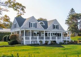 While some people think they can handle roof cleaning on their own, we highly suggest that you call a professional instead. Even if itÕs a minor clean
